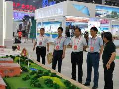 2019秸稈博覽會上格閏“秸稈別墅”大受贊譽